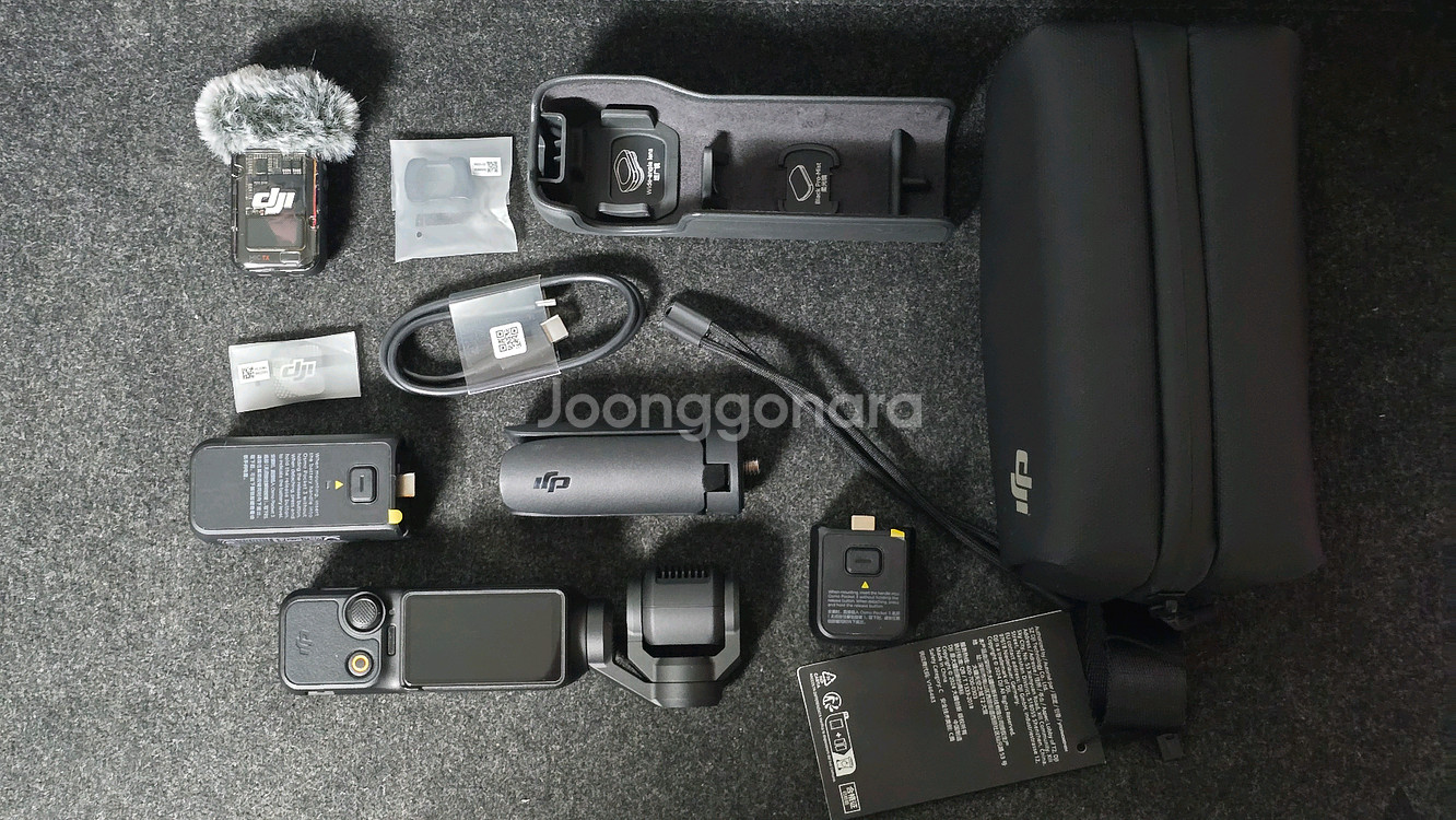 DJI 오즈모 포켓3 크리에이터 콤보+리프레시케어+악세서리 판매합니다--2