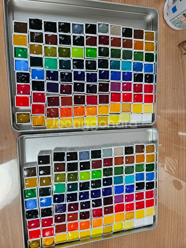 시넬리에 수채화물감 98색(전색)하프팬소분판매합니다.--0