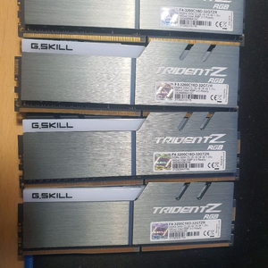 지스킬 DDR4 3200 TRIDENT Z RGB 16GX2