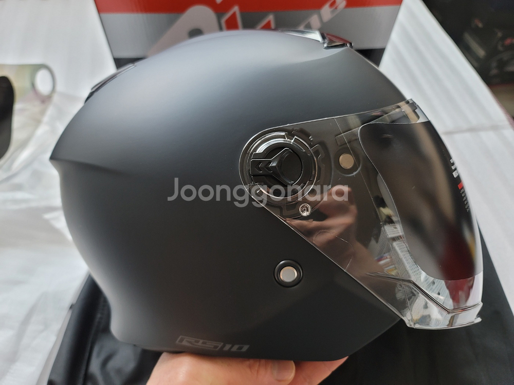 RS-10 헬멧팝니다.--3