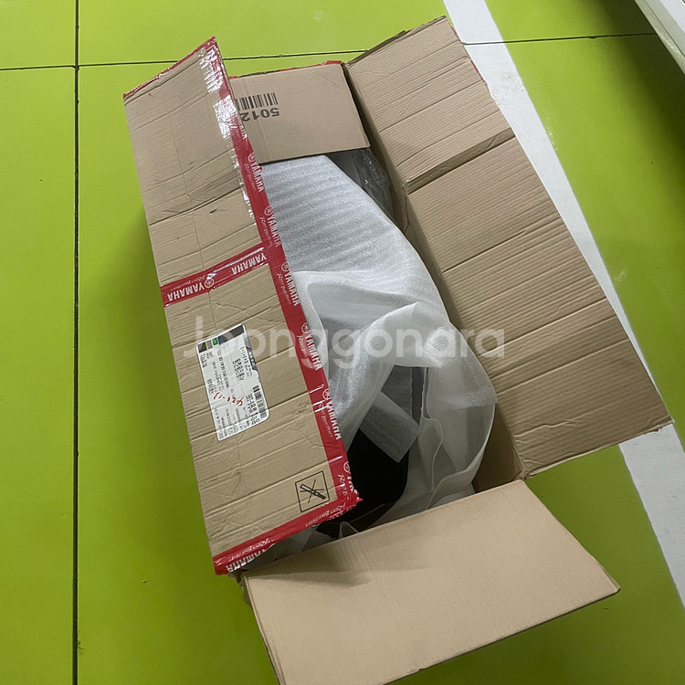 야마하 엑스맥스 25년식 순정 부품들 각개 판매합니다!(새거)--3