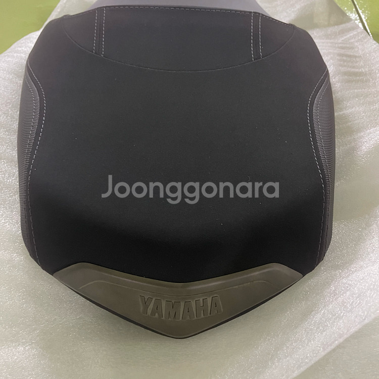 야마하 엑스맥스 25년식 순정 부품들 각개 판매합니다!(새거)--2