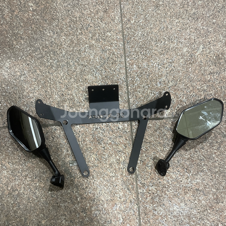 야마하 엑스맥스 25년식 순정 부품들 각개 판매합니다!(새거)--9