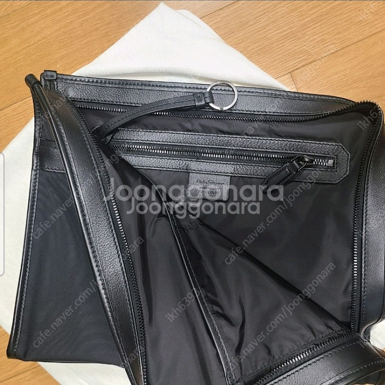 살바토레 페레가모 클러치(파우치) 다큐먼트케이스--1