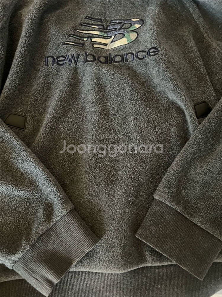 뉴발란스 후리스 후드티--3