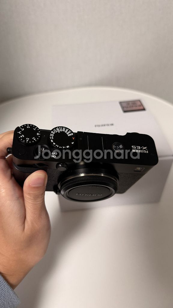 후지필름 x-e5 블랙 바디 핀매합니다--1