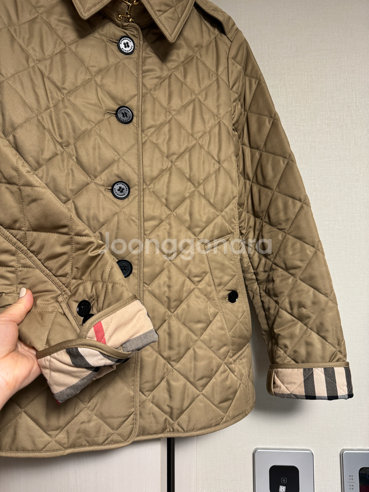 버버리 프랭크비 퀼팅 자켓 (베이지 S)--4