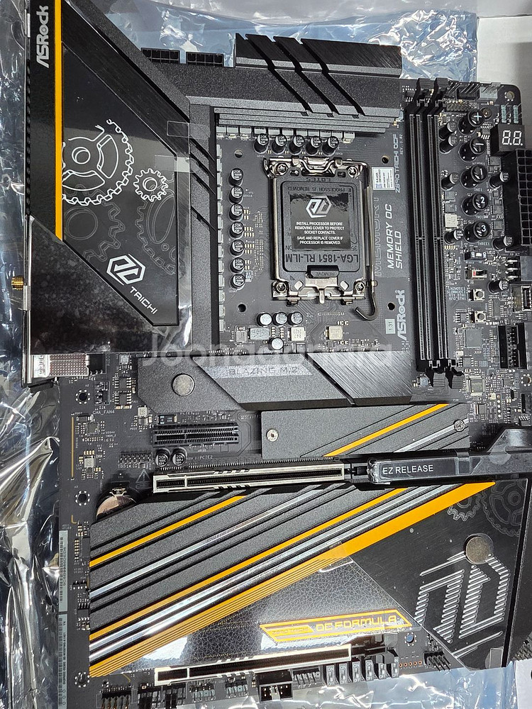 ASRock Z890 Taichi OCF 메인보드 타이치--1