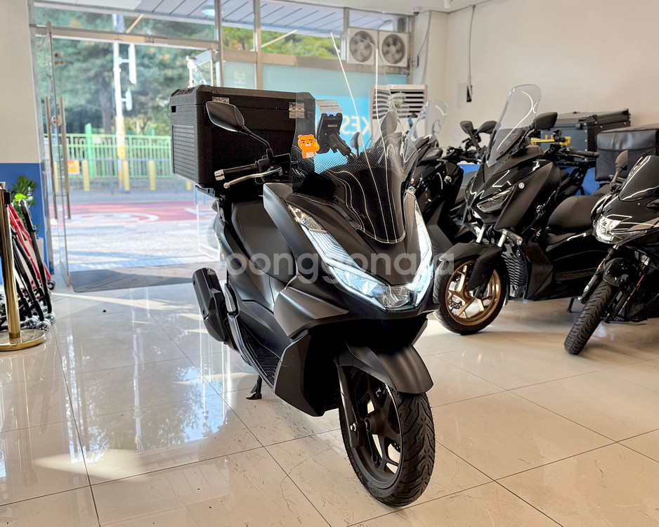 24년식 PCX 125 40,XXXkm 판매합니다--4