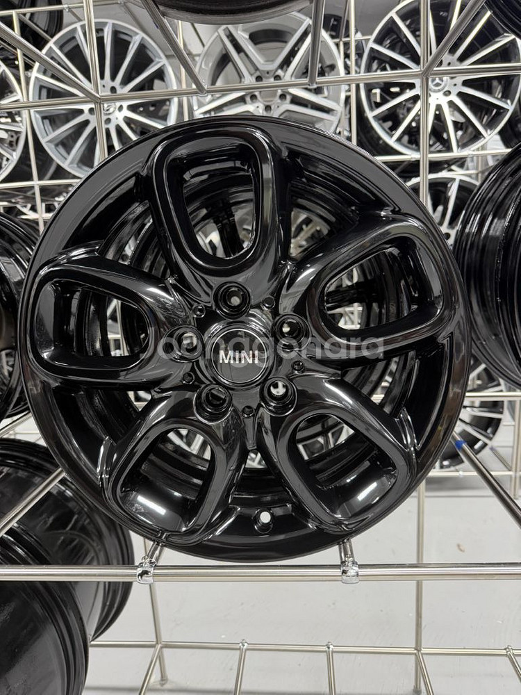 미니쿠퍼 16인치 블랙 싸게팝니다--0