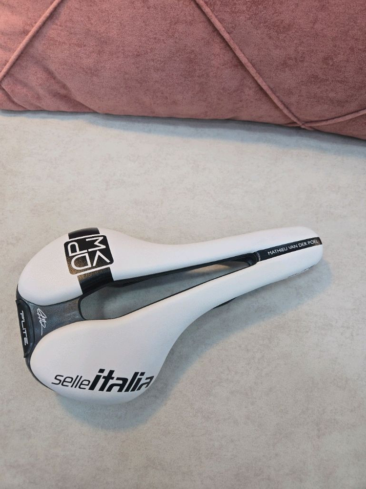 셀레이탈리아 플라이트 자전거 안장 메튜반더폴 에디션L3 가격인하--4