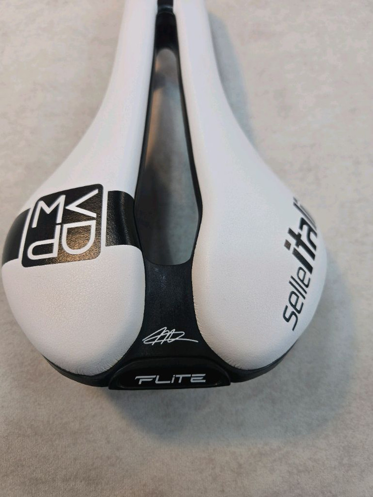 셀레이탈리아 플라이트 자전거 안장 메튜반더폴 에디션L3 가격인하--1