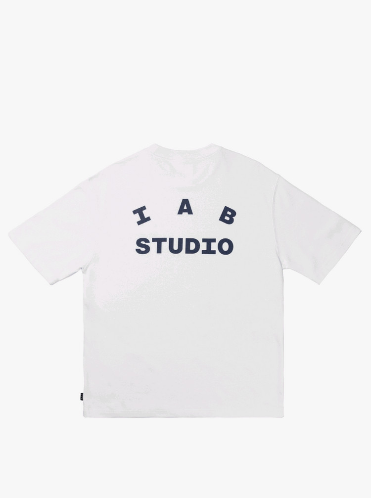 Iab studio 아이앱스튜디오 반팔 티셔츠 팔아요--1