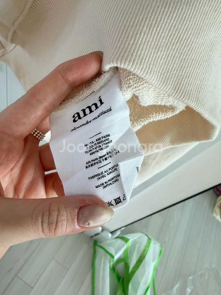 정품 아미 하트 로고 맨투맨--3