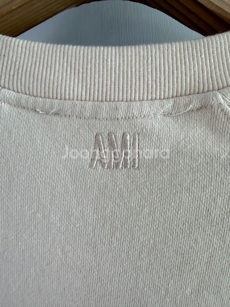 정품 아미 하트 로고 맨투맨--6