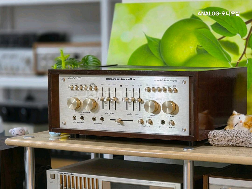 마란츠 고급 인티앰프 모델 1250--0