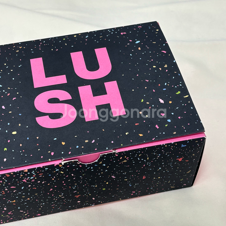 러쉬 lush 입욕제 바디워시 기프트 세트(사쿠라 + 더티) 새상품--2