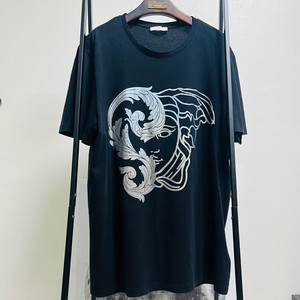 정품 XL) 베르사체 홀로그램 메두사 반팔 티셔츠 105