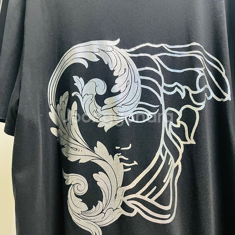 정품 XL) 베르사체 홀로그램 메두사 반팔 티셔츠 105--4