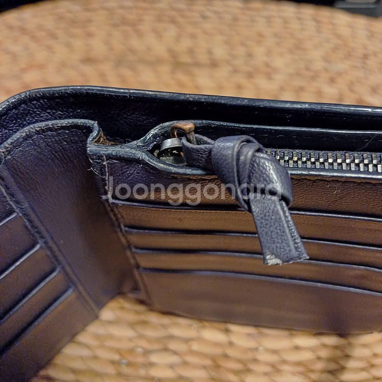 보테가베네타 안트레치아토 이중 지퍼반지갑--4