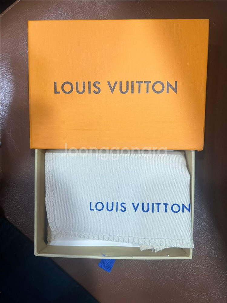 루이비통 스타일 체리 맥세이프 (무라카미)--2