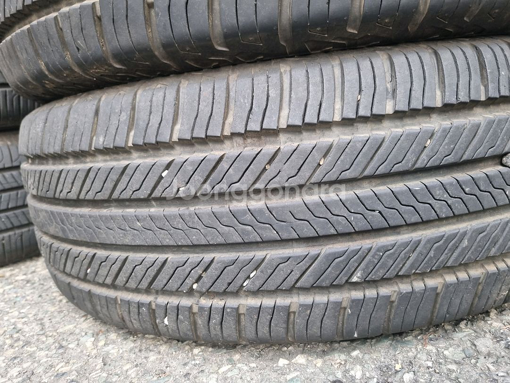 235 60 16 요코하마 중고타아어 판매--3