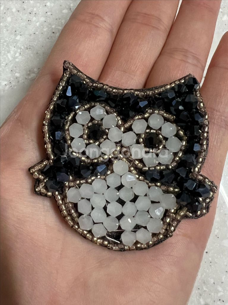 새상품)부엉이 비즈 브로치--1