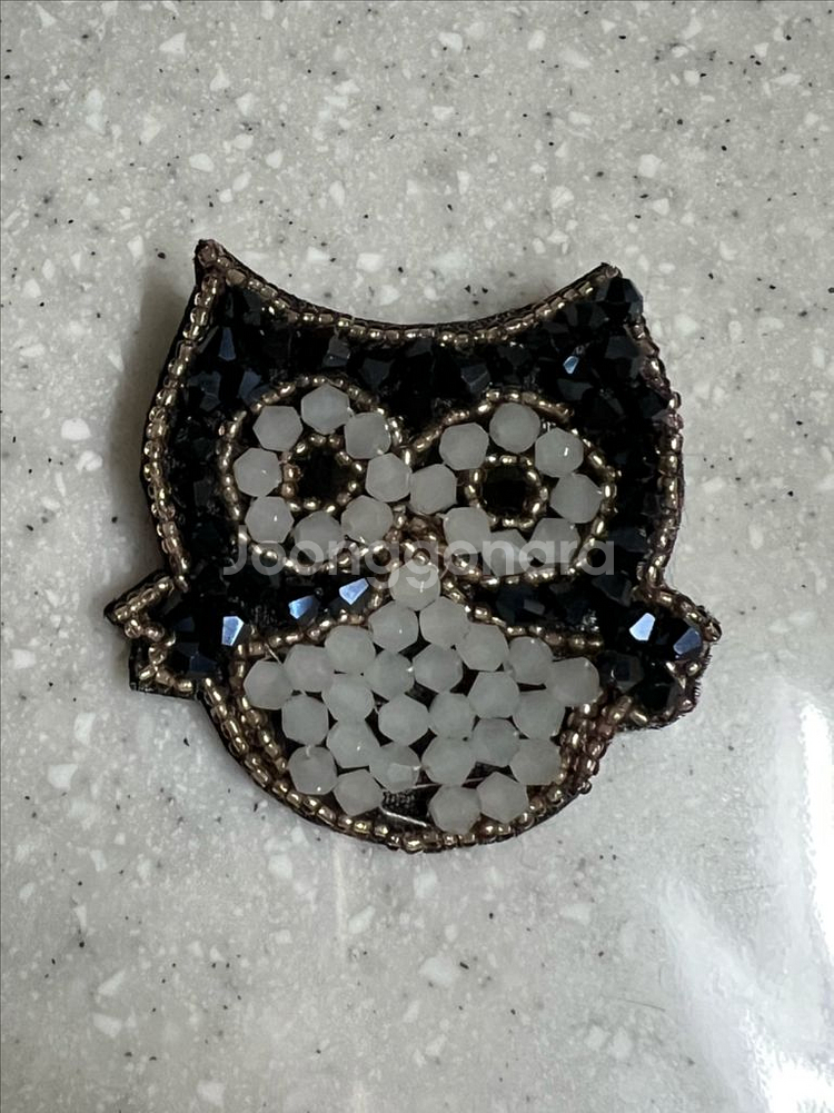 새상품)부엉이 비즈 브로치--0