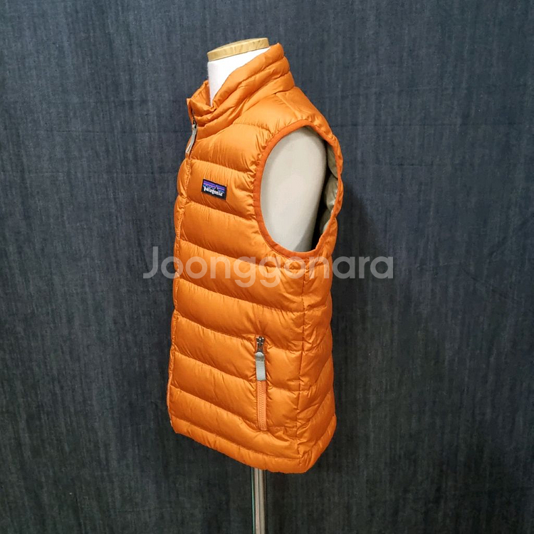 파타고니아 아동 다운 경량 패딩조끼 XS, 5-6세, 110-120 (상태굿)103007--1