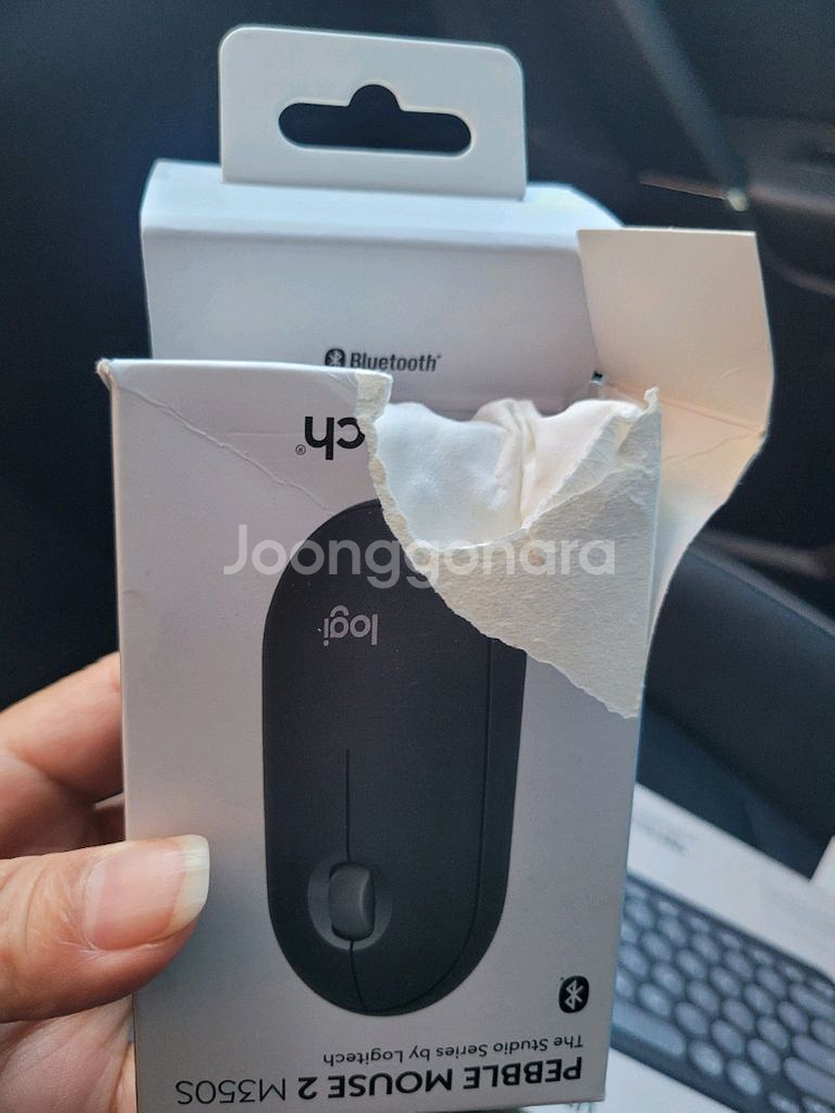 로지텍의 Pebble Keys 2 K380S 키보드와P--2