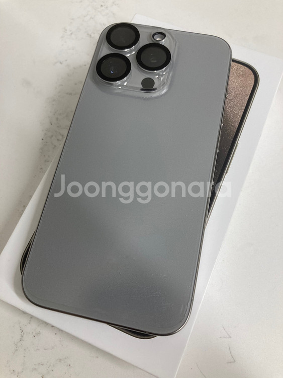 ***** [팝니다] 애플 아이폰15프로 / 512GB / 홍콩 자급제 / 듀얼 유심 / 무음 *****--2
