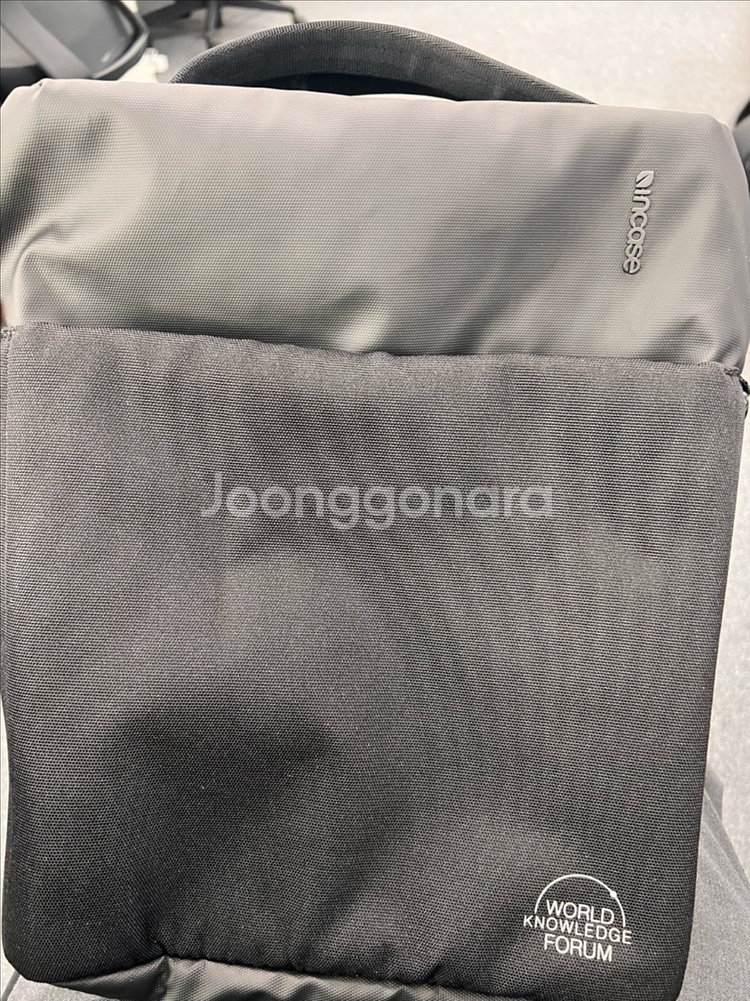 인케이스 가방 판매 합니다--2