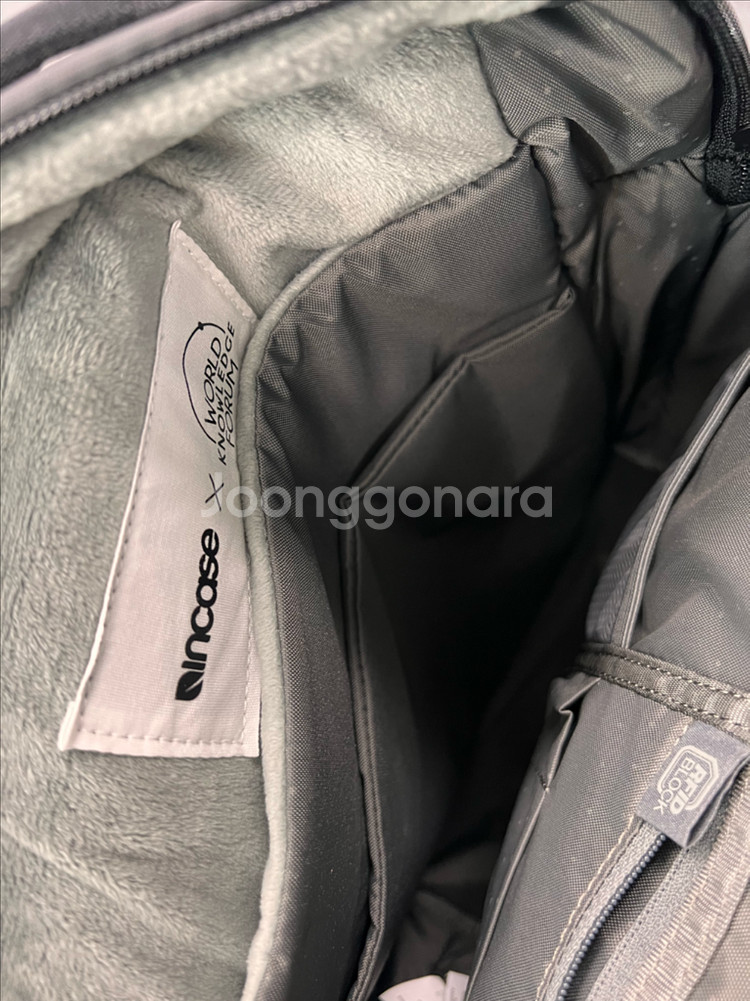 인케이스 가방 판매 합니다--4