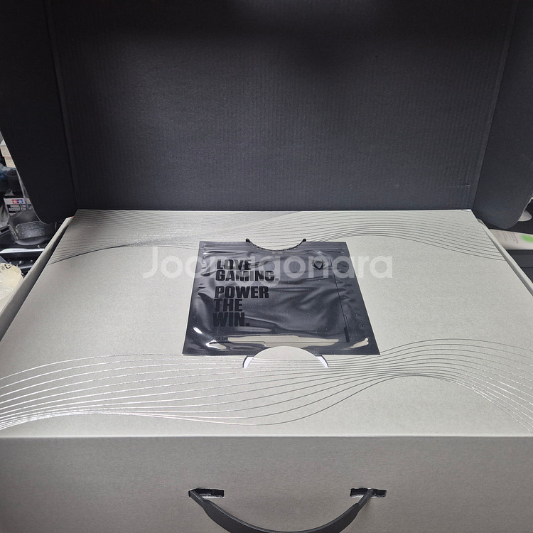 RTX4070TI AMP AIRO 팝니다. (AS '28.02까지)--3