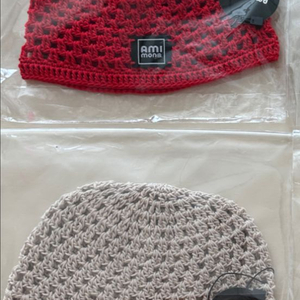 (새상품)아미모노 팀플비니 레드,베이지 L