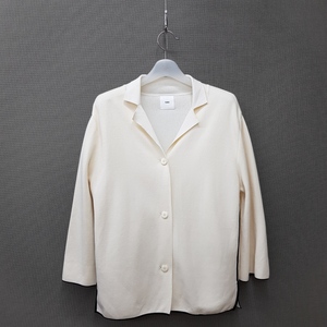 구호 kuho 2024 배색 포인트 니트 가디건 자켓 M사이즈