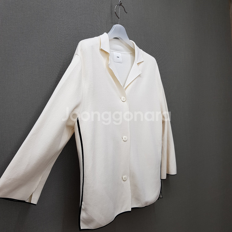 구호 kuho 2024 배색 포인트 니트 가디건 자켓 M사이즈--2