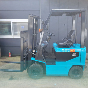 신차급 유니캐리어 1.5톤 전동지게차 판매