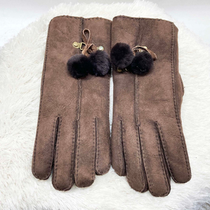 UGG 여성 가죽장갑 M