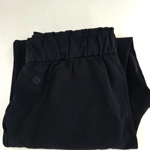 룰루레몬 온더플라이 크롭팬츠 블랙 4사이즈