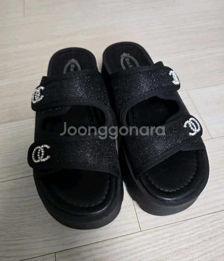 여성용 블랙 샌들--0