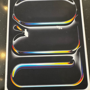 아이패드프로13 m4 512GB wifi+매직키보드 팔아요