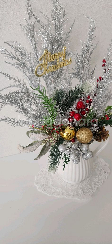 새상품)풍성한 크리스마스 조화 저그도자기 화병--2