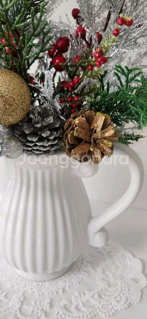 새상품)풍성한 크리스마스 조화 저그도자기 화병--8