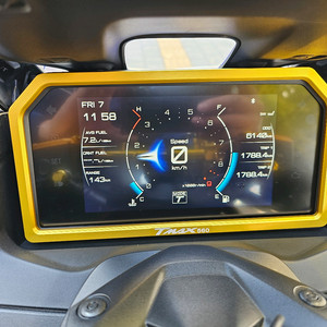 2022 야마하 티맥스 팝니다