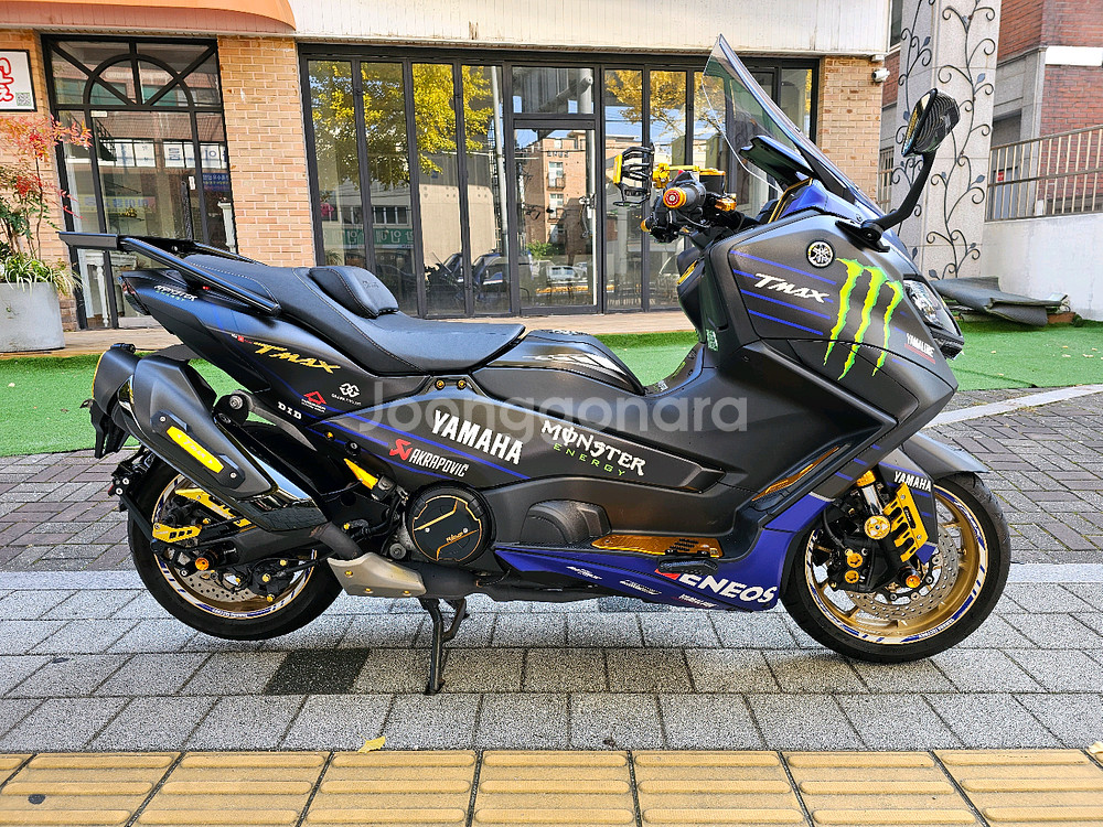 2022 야마하 티맥스 팝니다--3