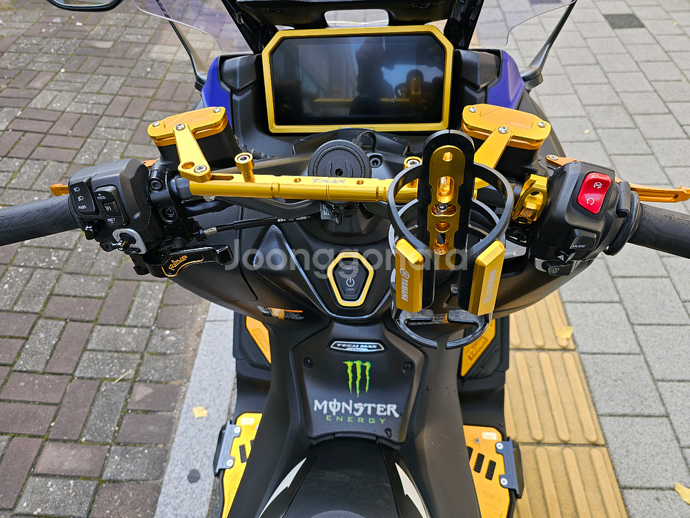 2022 야마하 티맥스 팝니다--7