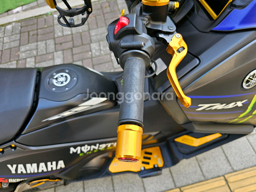 2022 야마하 티맥스 팝니다--8