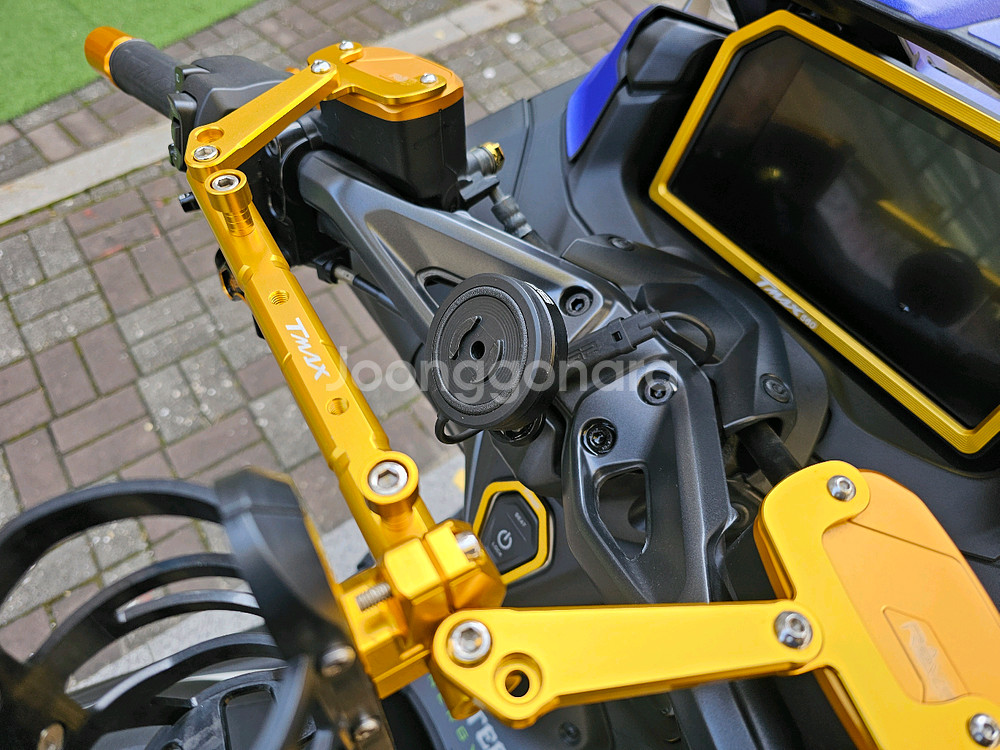 2022 야마하 티맥스 팝니다--6