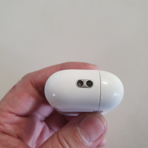 에어팟 프로 2세대 충전케이스